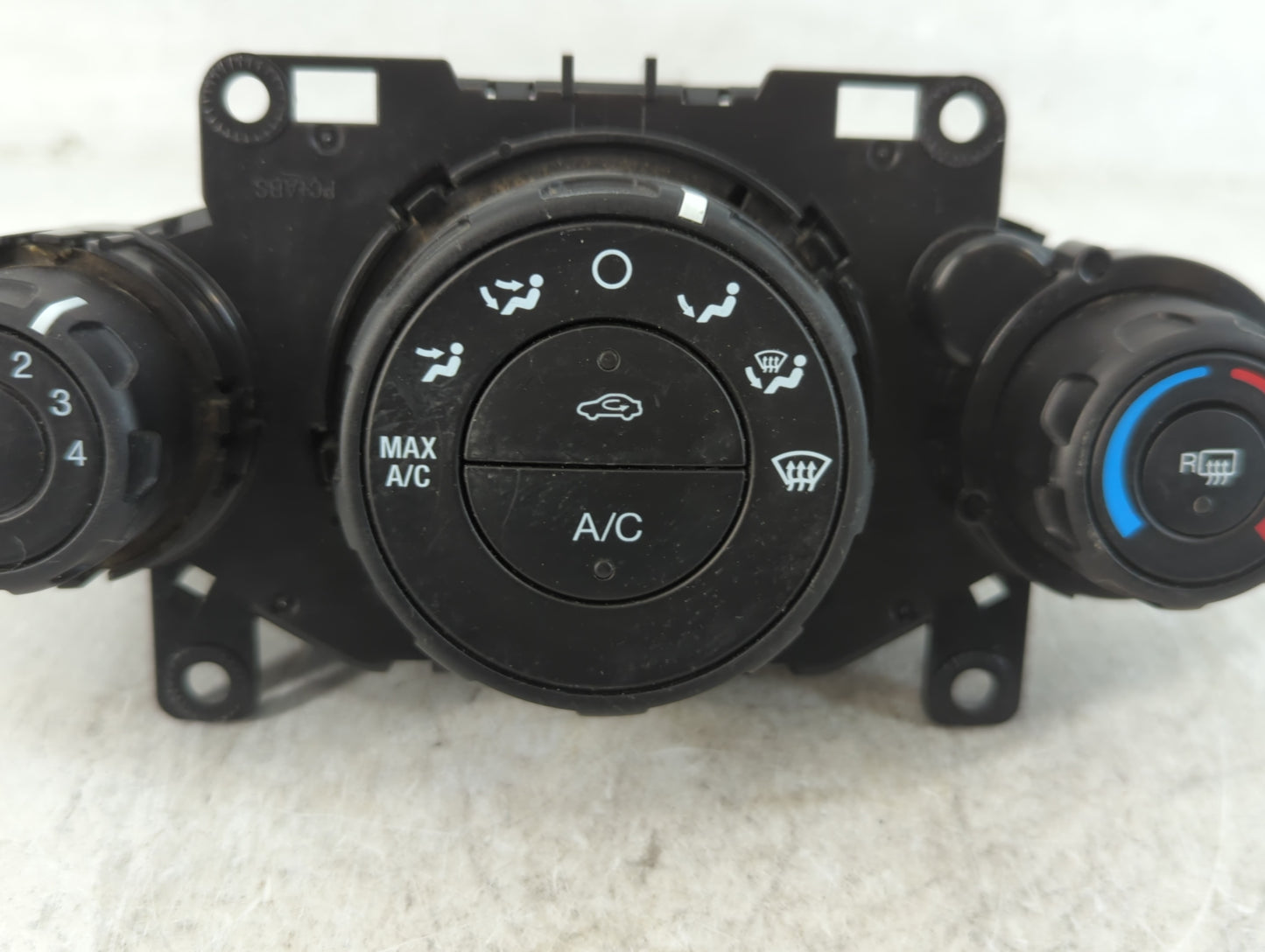 2014-2019 Ford Fiesta Climate Control Module Temperature AC/Heater Replacement P/N:D2BT 19980 AE Fits OEM Used Auto Parts - 