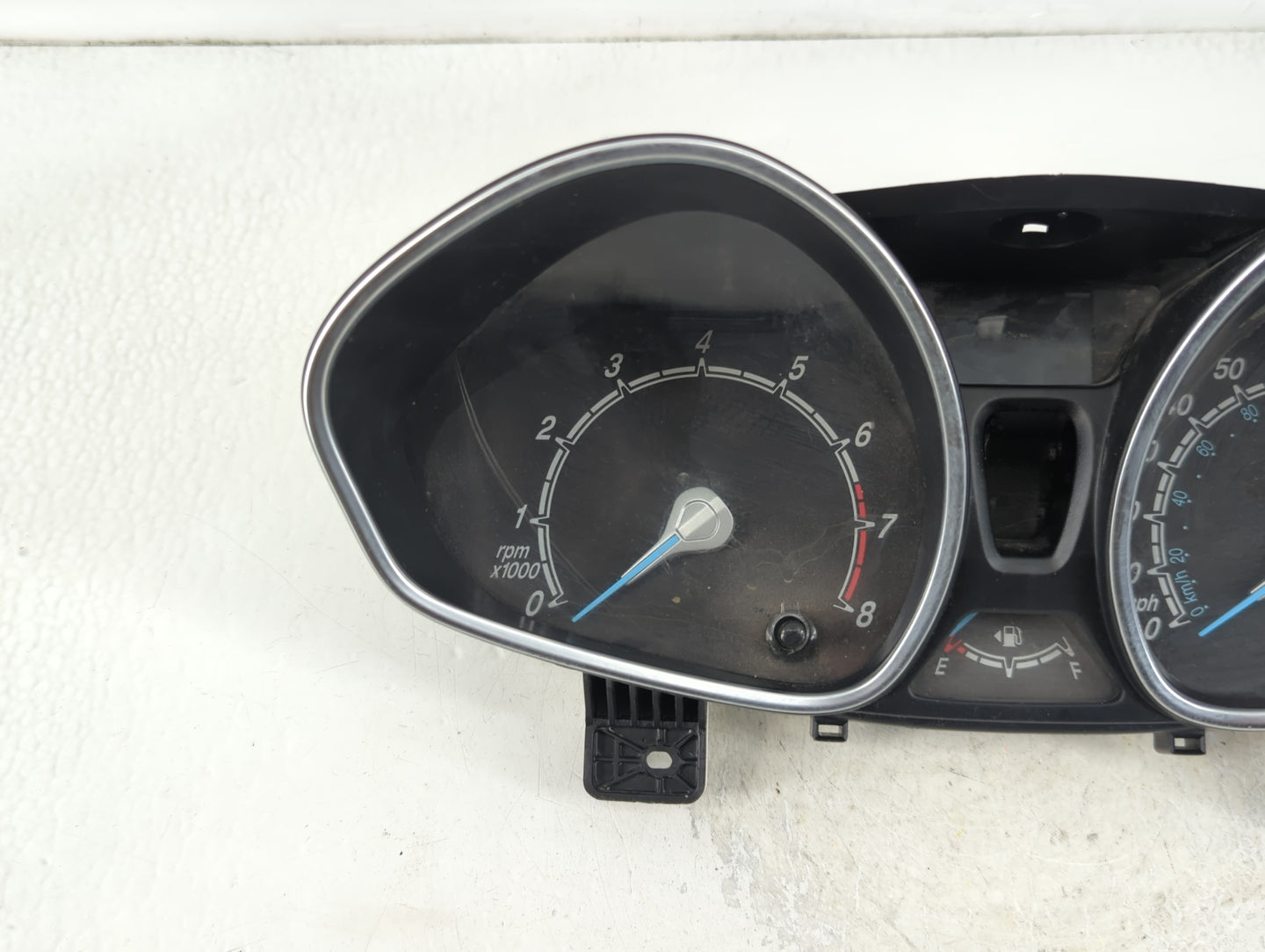 2015-2017 Ford Fiesta Instrument Cluster Speedometer Gauges P/N:10890 10849 Fits Fits 2015 2016 2017 OEM Used Auto Parts - O
