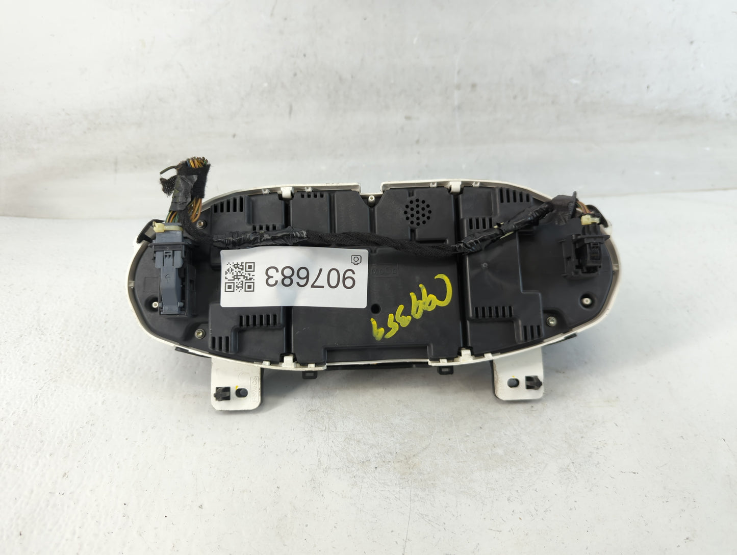 2015-2017 Ford Fiesta Instrument Cluster Speedometer Gauges P/N:D2BT-10849-GAT Fits Fits 2015 2016 2017 OEM Used Auto Parts 