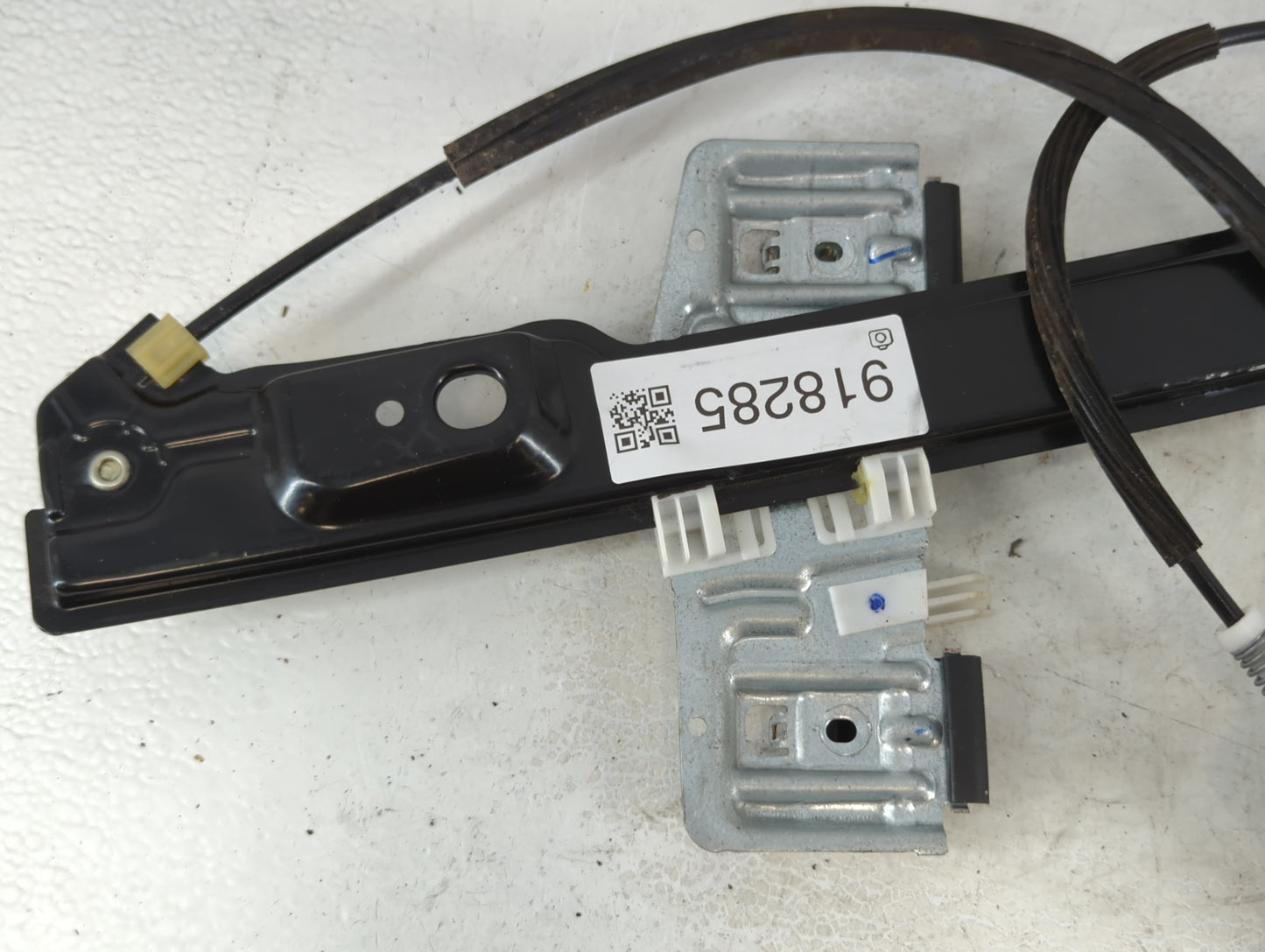 2016 Ford Fiesta Driver Left Front Window Regulator - Oemusedautoparts1.com