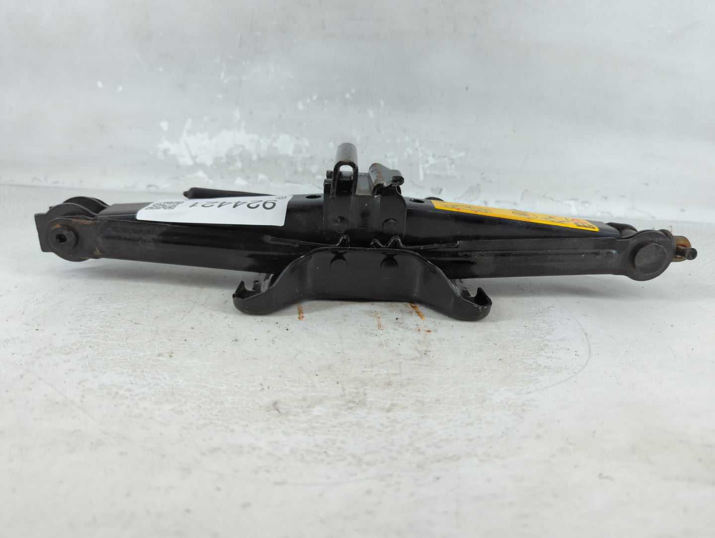 Ford Fiesta Spare Scissor Car Jack - Oemusedautoparts1.com