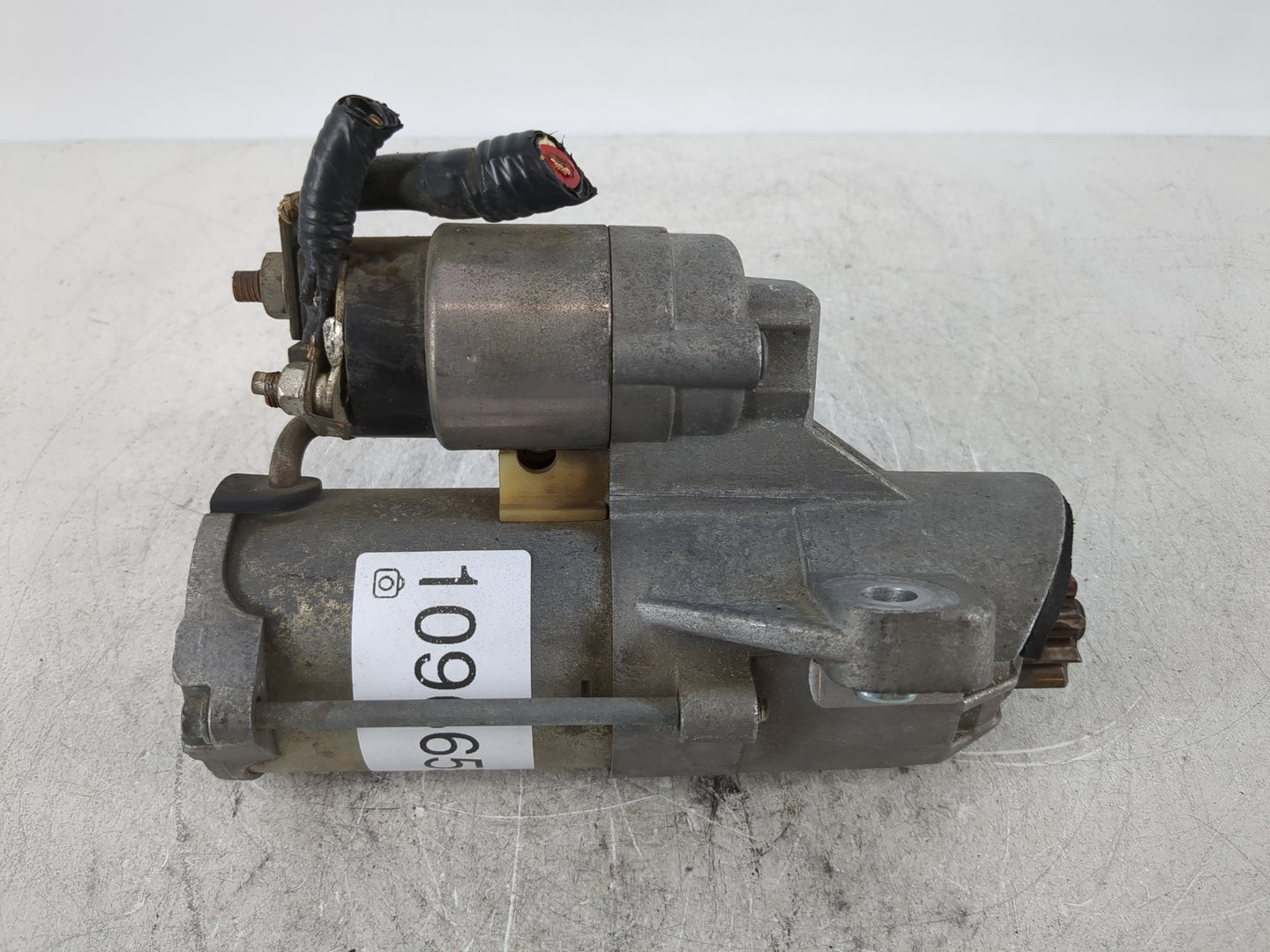 2009-2019 Ford Flex Car Starter Motor Solenoid OEM P/N:HD9T-11000-BA Fits OEM Used Auto Parts - Oemusedautoparts1.com
