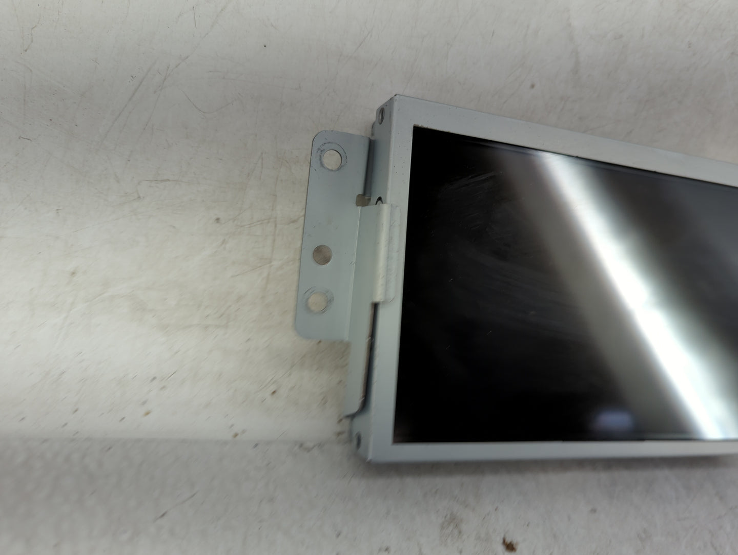 2016-2019 Ford Flex Information Display Screen - Oemusedautoparts1.com