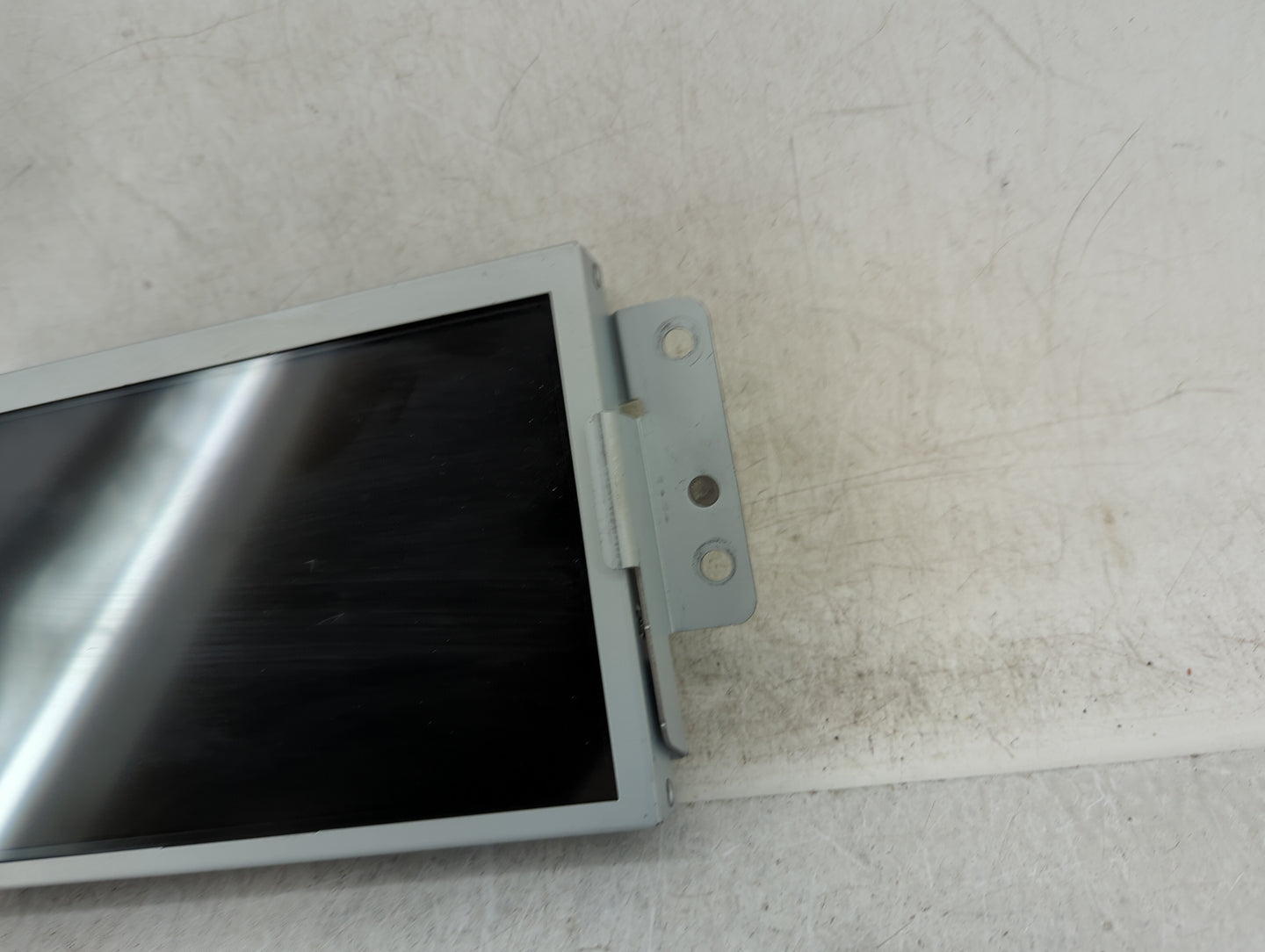 2016-2019 Ford Flex Information Display Screen - Oemusedautoparts1.com