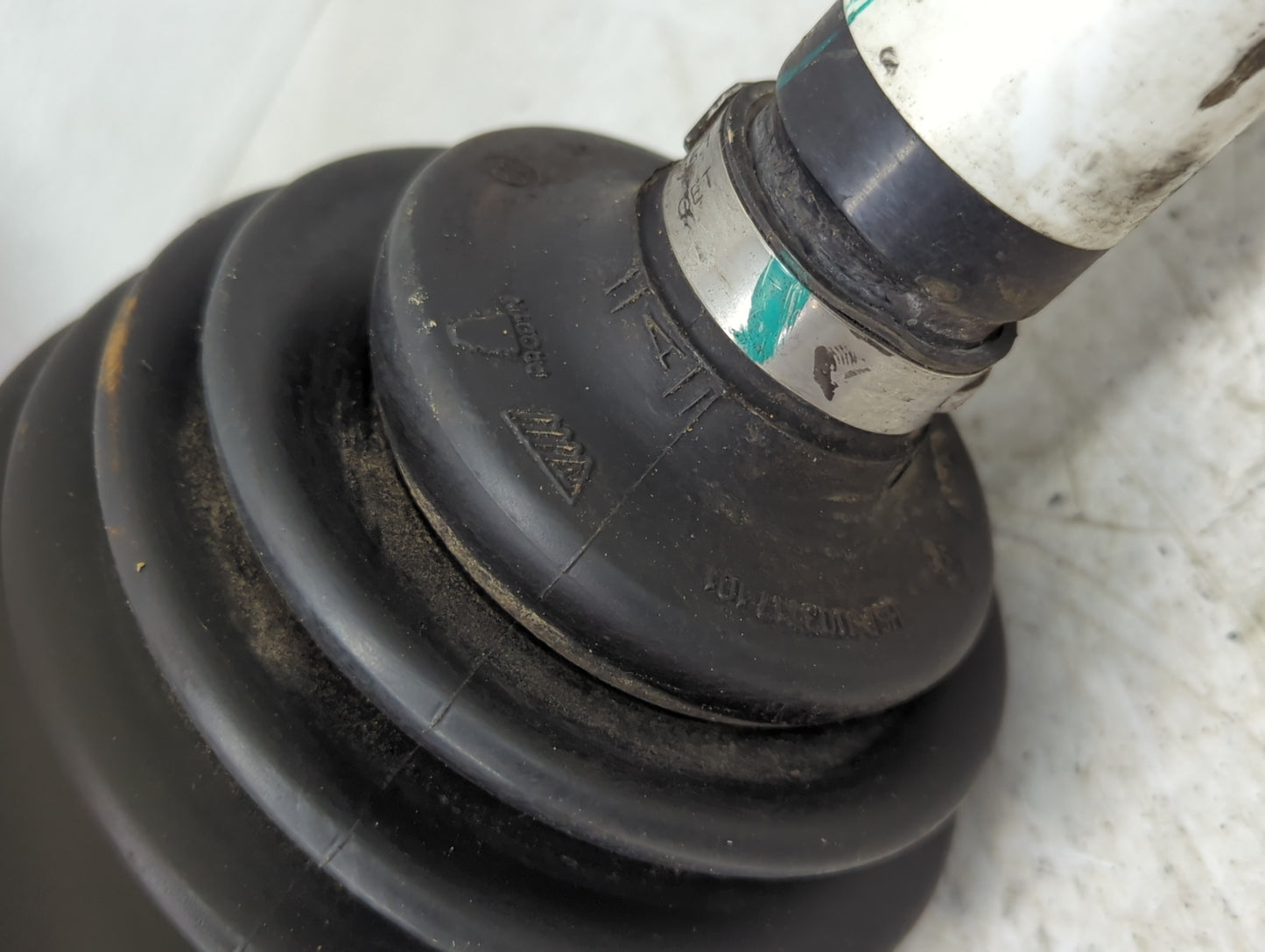 2010-2019 Ford Flex Axle Shaft Front Driver Cv C/v - Oemusedautoparts1.com