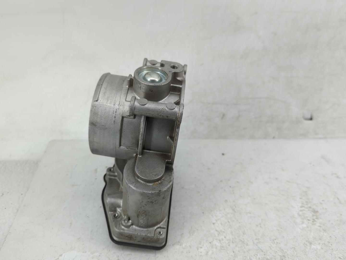 2013-2019 Ford Flex Throttle Body Fits Fits 2011 2012 2013 2014 2015 2016 2017 2018 2019 OEM Used Auto Parts - Oemusedautopa