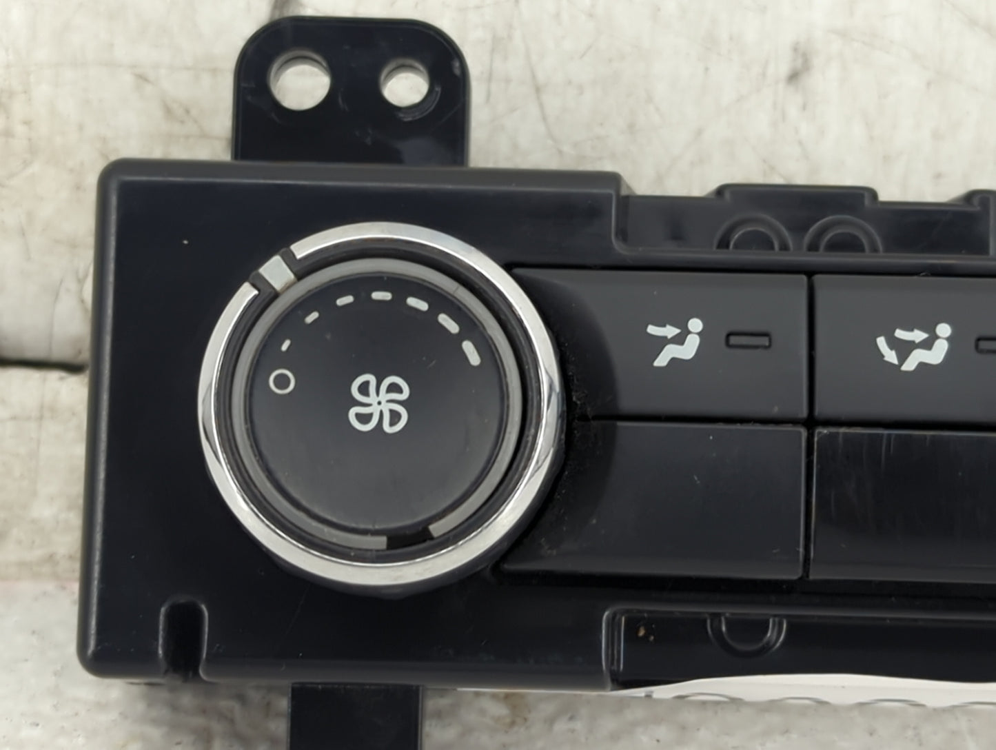 2013-2019 Ford Flex Climate Control Module Temperature AC/Heater Replacement P/N:DA8T-19980-CA VPDA8H-19980-CA Fits OEM Used
