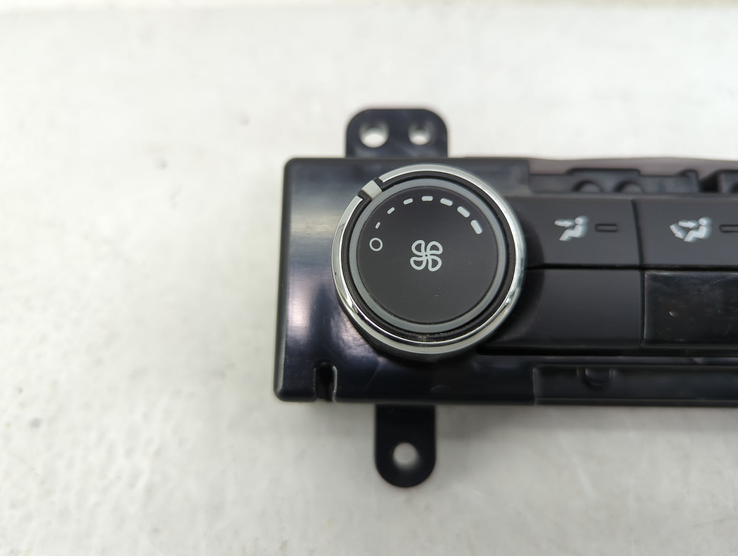 2013-2019 Ford Flex Climate Control Module Temperature AC/Heater Replacement P/N:DA8T-19980-CA VPDA8H-19980-CA Fits OEM Used