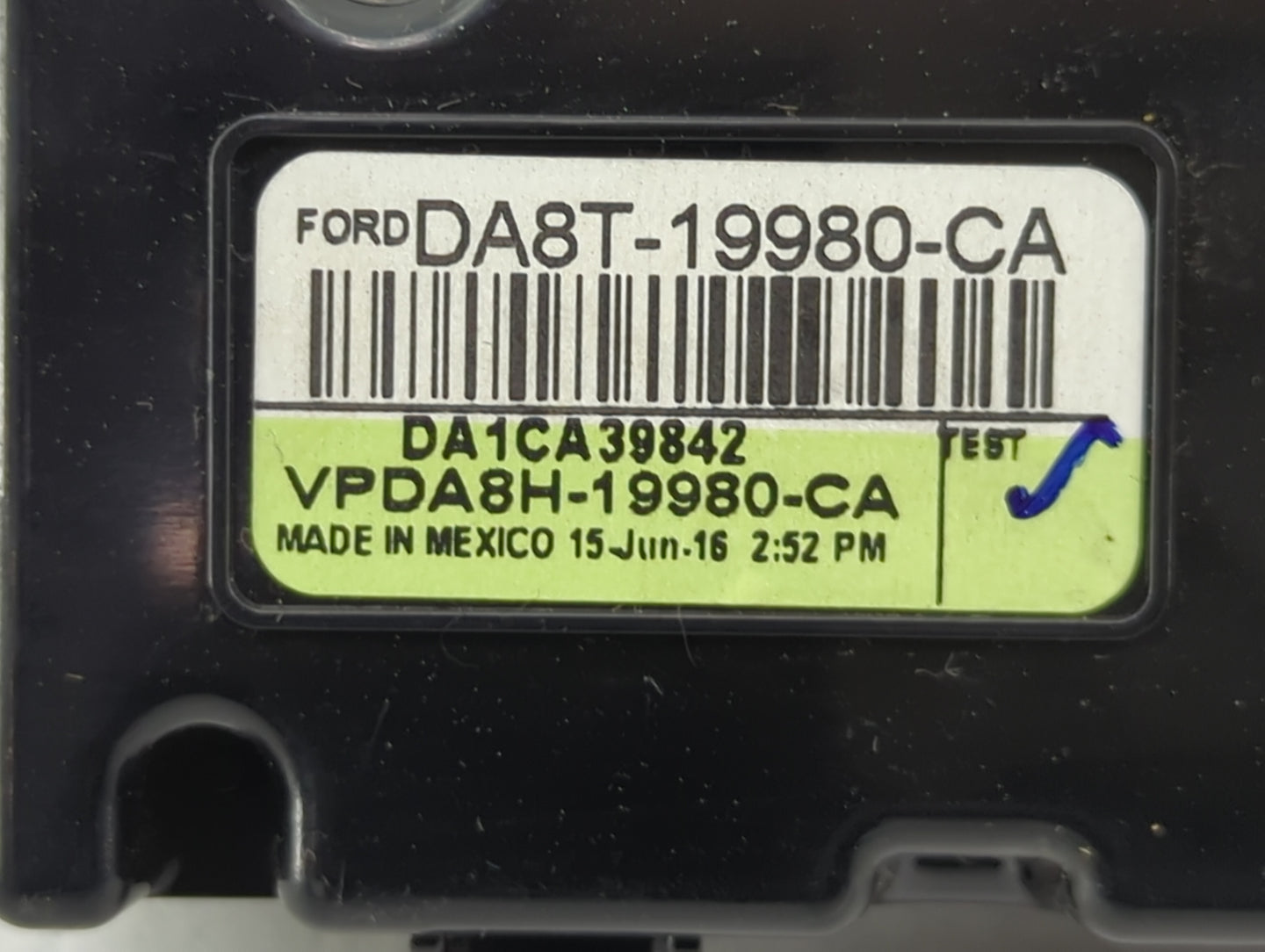 2013-2019 Ford Flex Climate Control Module Temperature AC/Heater Replacement P/N:DA8T-19980-CA VPDA8H-19980-CA Fits OEM Used