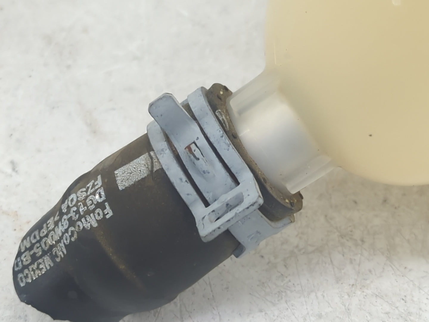 2009-2019 Ford Flex Radiator Coolant Overflow Expansion Tank Bottle - Oemusedautoparts1.com