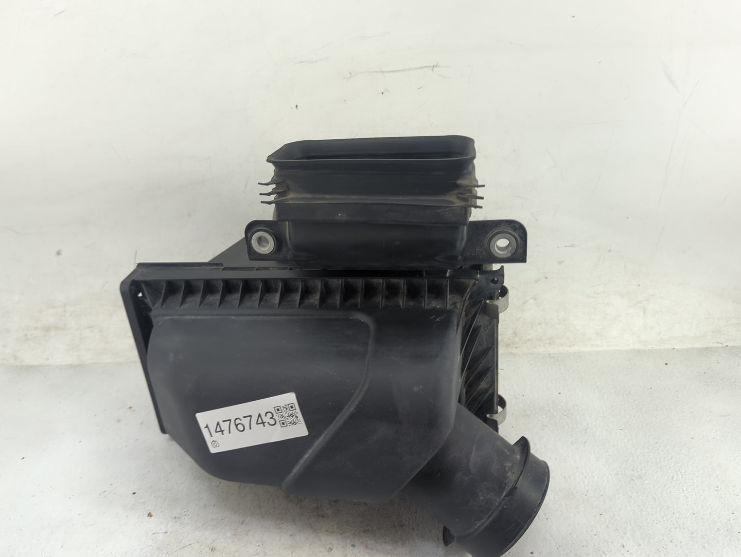 2016 Ford Flex Air Cleaner Intake-duct Hose Tube - Oemusedautoparts1.com