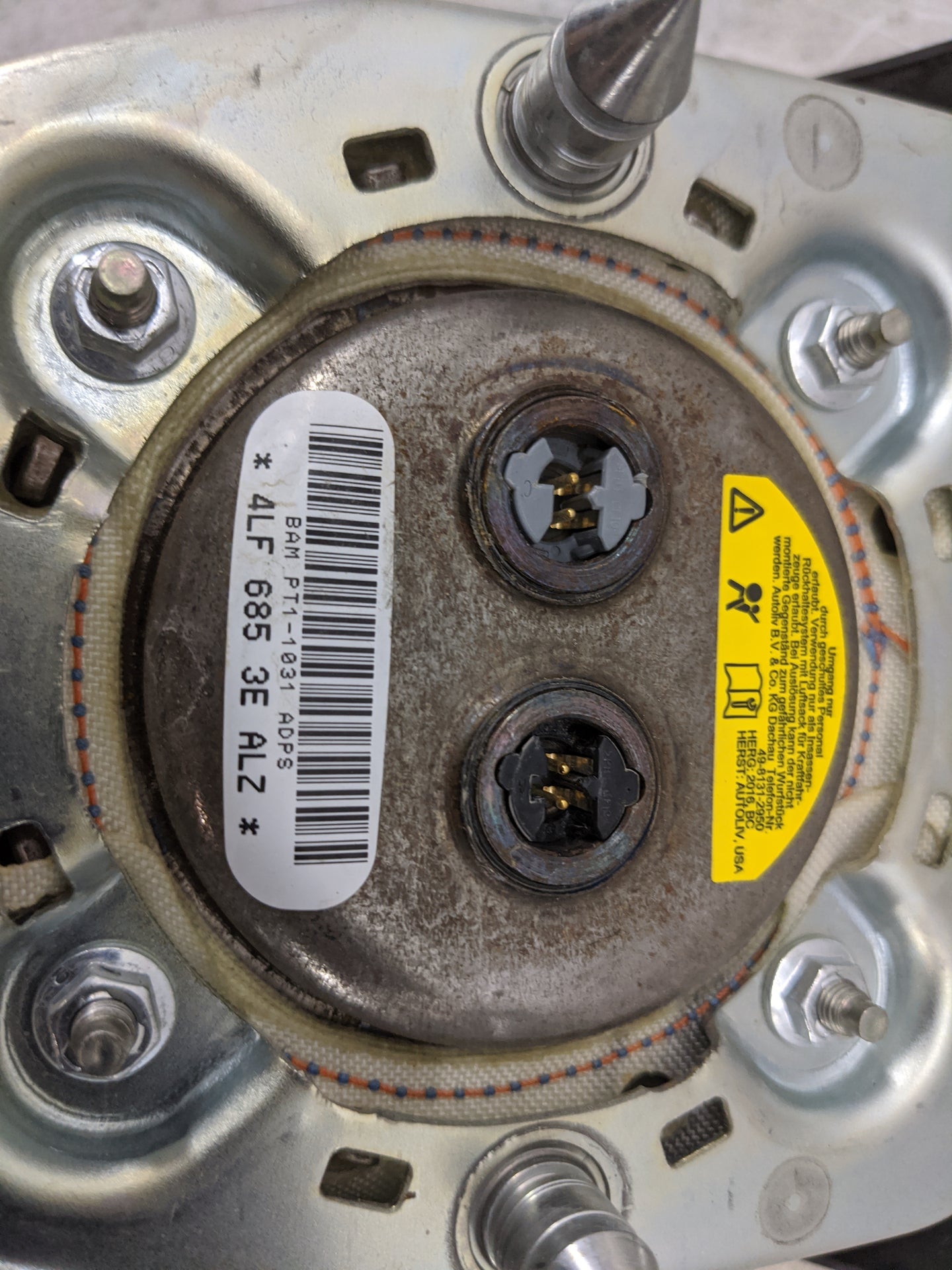 2013-2019 Ford Flex Air Bag Driver Left Steering Wheel Mounted 1477522 - Oemusedautoparts1.com
