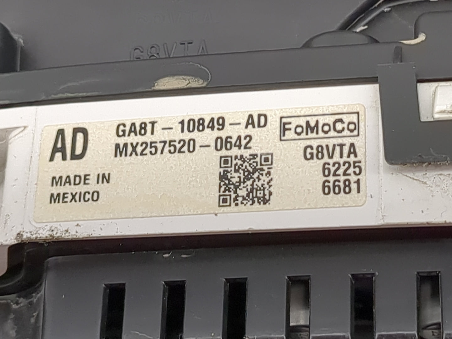 2016 Ford Flex Instrument Cluster Speedometer Gauges P/N:GA8T-10849-AD MX257520-0642 Miles: Fits OEM Used Auto Parts - Oemus