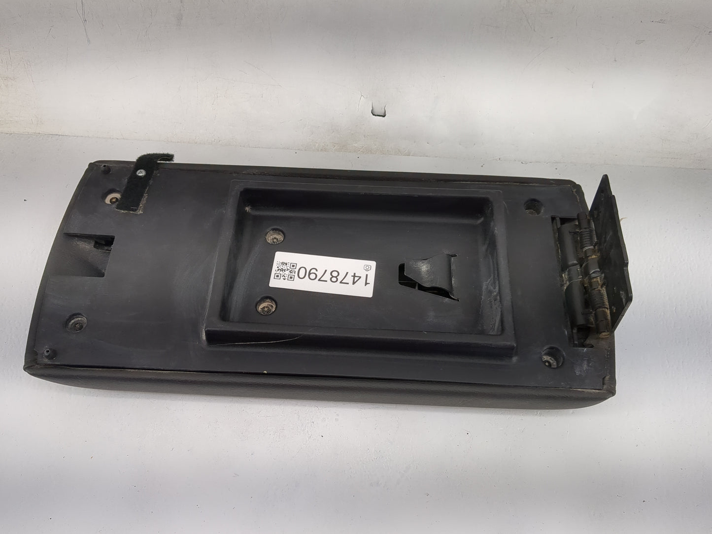 2013-2019 Ford Flex Center Console Armrest Cover Lid P/N:1668550XCB D471F5B81266 Fits Fits 2013 2014 2015 2016 2017 2018 201
