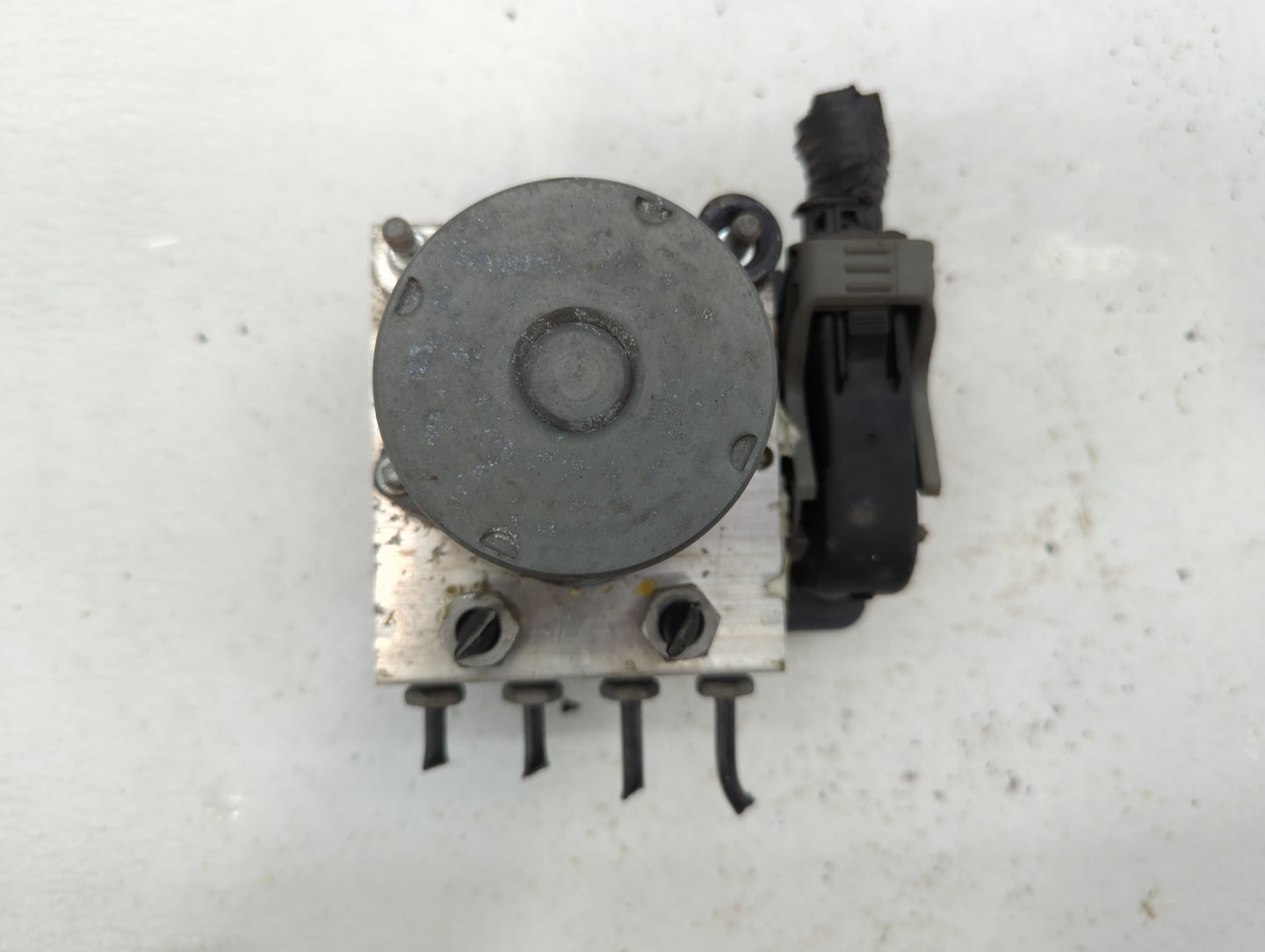 2014-2019 Ford Flex ABS Pump Control Module Replacement P/N:A83-2C405-AC Fits Fits 2014 2015 2016 2017 2018 2019 OEM Used Au