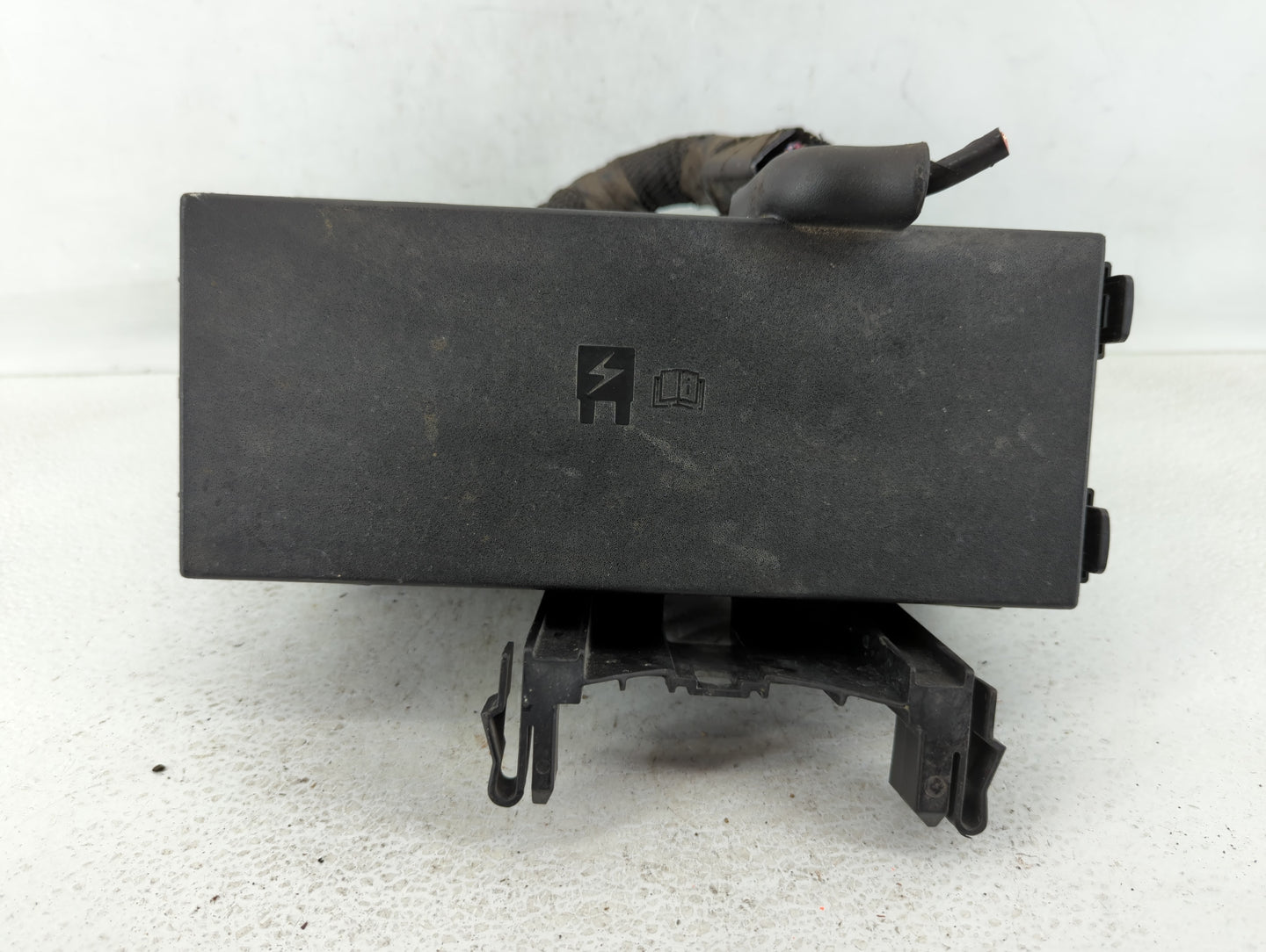 2016 Ford Flex Fusebox Fuse Box Panel Relay Module P/N:DG1T-14A003-BA Fits OEM Used Auto Parts - Oemusedautoparts1.com