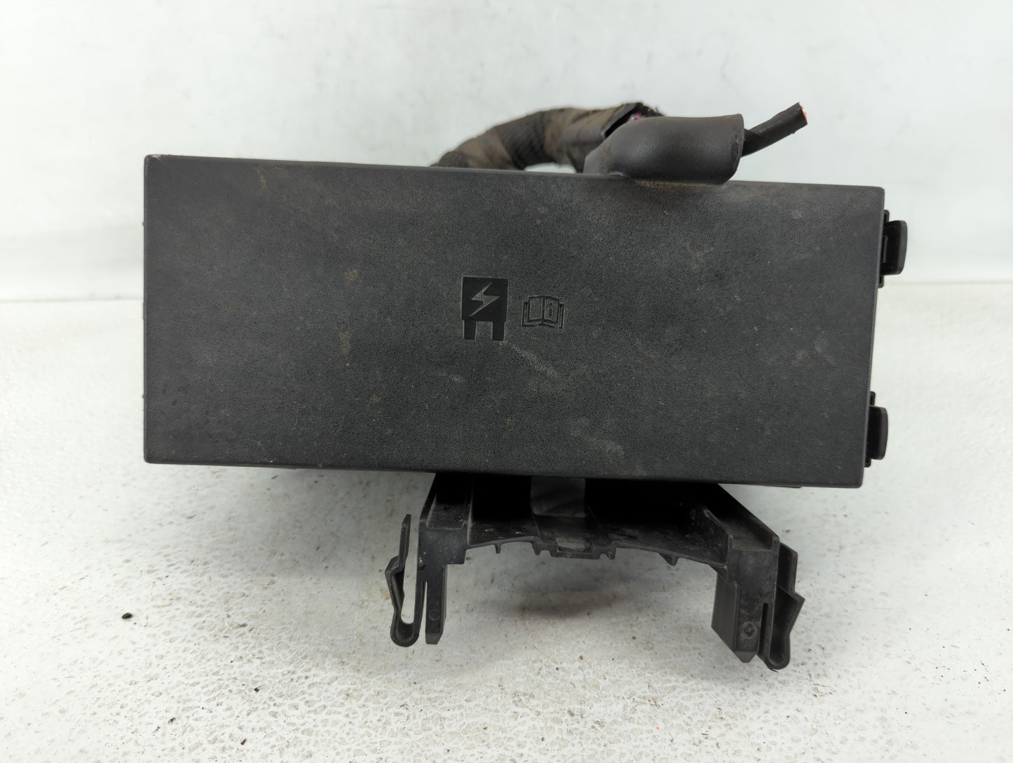 2016 Ford Flex Fusebox Fuse Box Panel Relay Module P/N:DG1T-14A003-BA Fits OEM Used Auto Parts - Oemusedautoparts1.com
