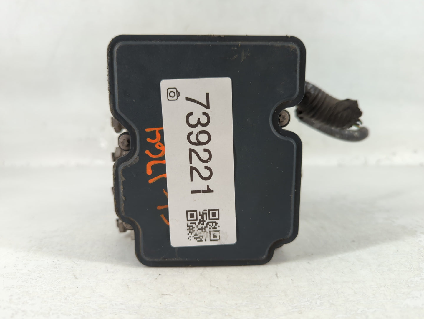 2014-2019 Ford Flex ABS Pump Control Module Replacement Fits Fits 2014 2015 2016 2017 2018 2019 OEM Used Auto Parts - Oemuse