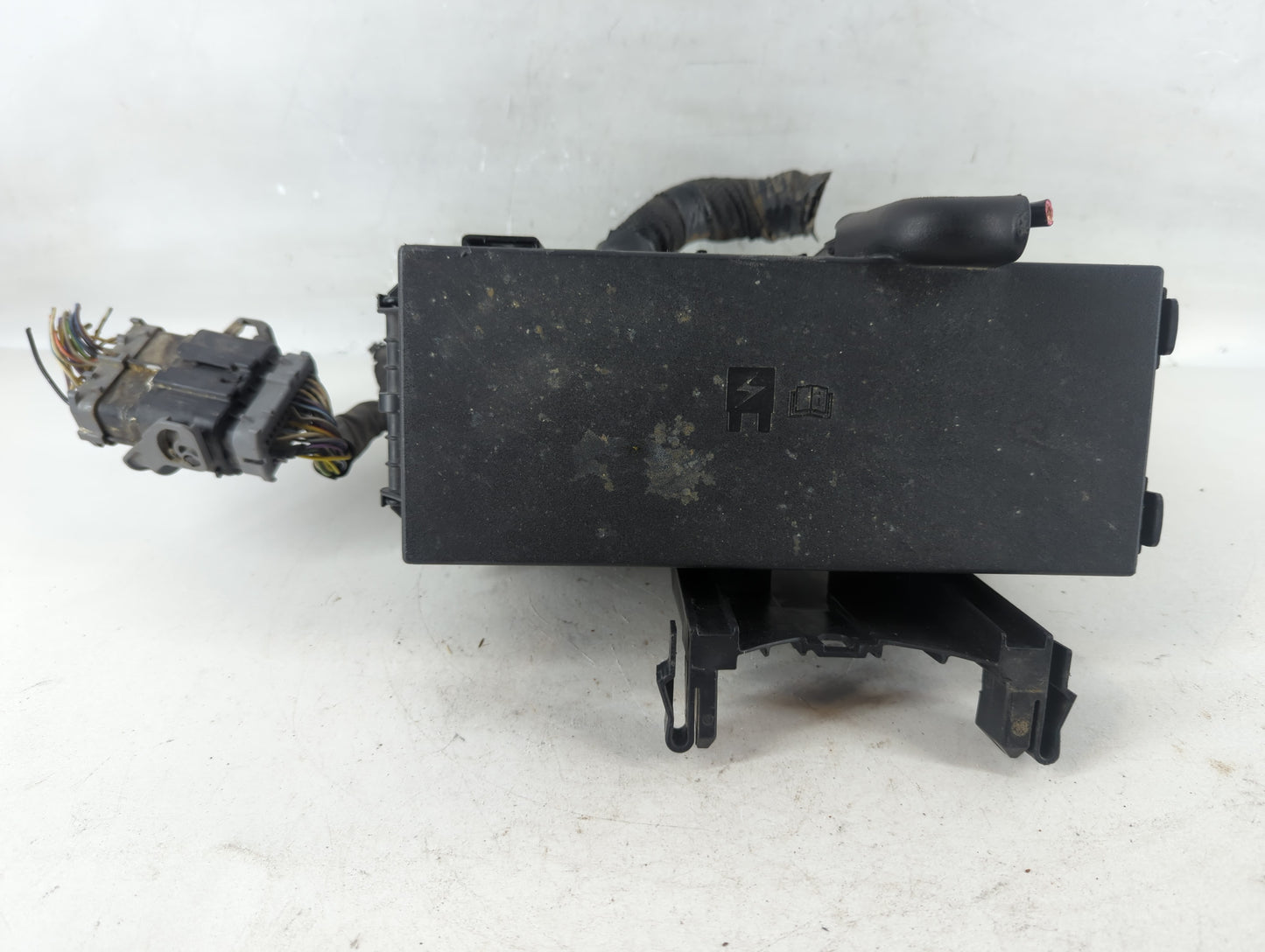 2016 Ford Flex Fusebox Fuse Box Panel Relay Module P/N:DG1T-14A003-BA Fits OEM Used Auto Parts - Oemusedautoparts1.com