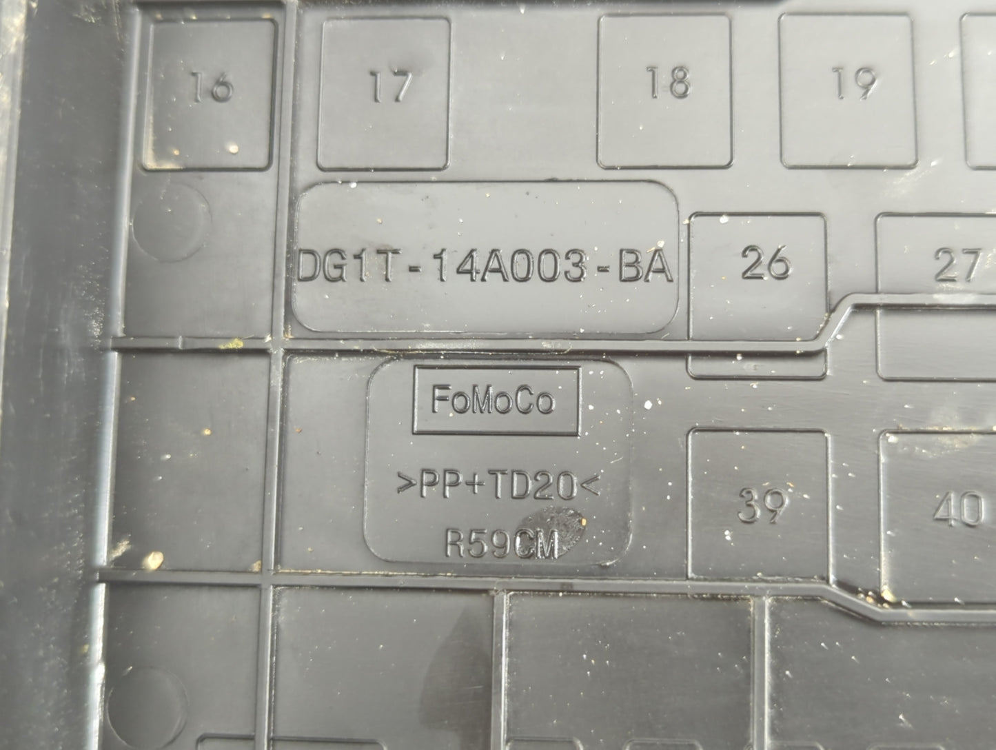 2016 Ford Flex Fusebox Fuse Box Panel Relay Module P/N:DG1T-14A003-BA Fits OEM Used Auto Parts - Oemusedautoparts1.com