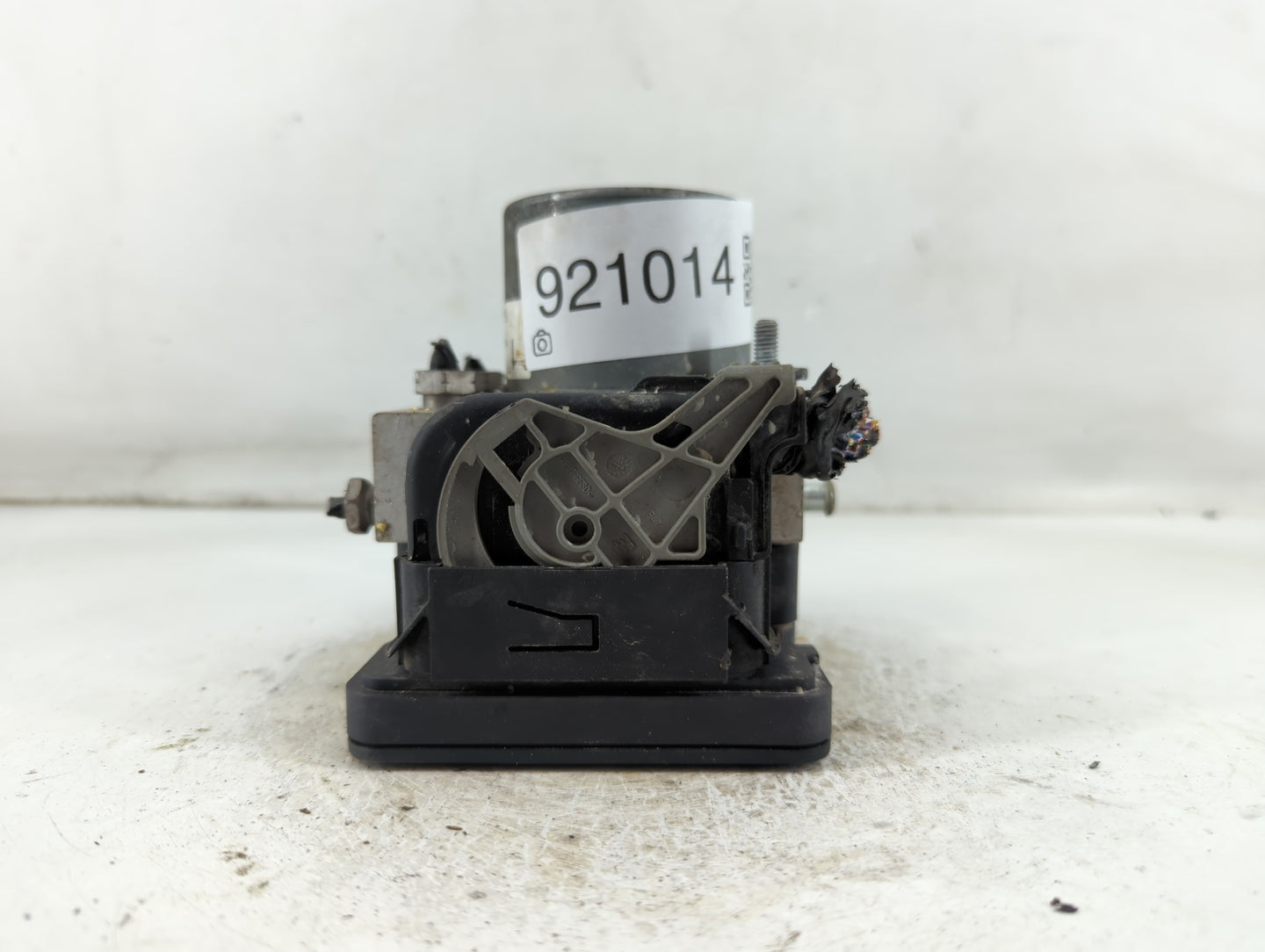 2014-2019 Ford Flex ABS Pump Control Module Replacement P/N:FA83-2C405-A Fits Fits 2014 2015 2016 2017 2018 2019 OEM Used Au