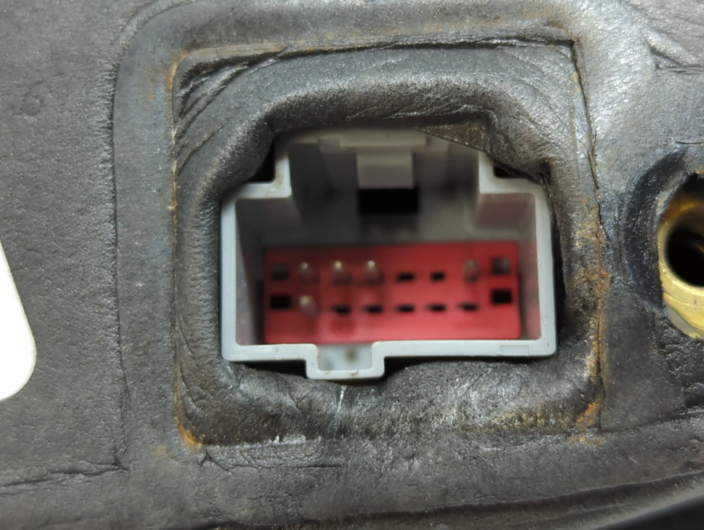 2015-2018 Ford Focus Driver Side View Mirror - Left Door Mirror OEM Used - Oemusedautoparts1.com