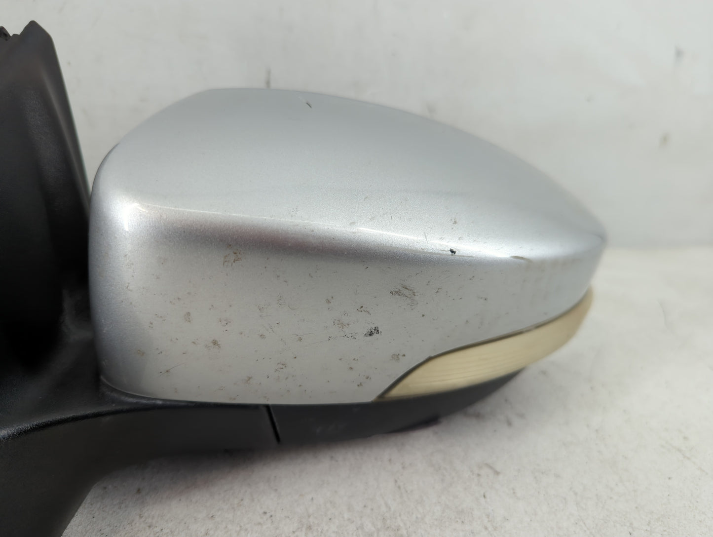 2015-2018 Ford Focus Driver Side View Mirror - Left Door Mirror OEM Used - Oemusedautoparts1.com