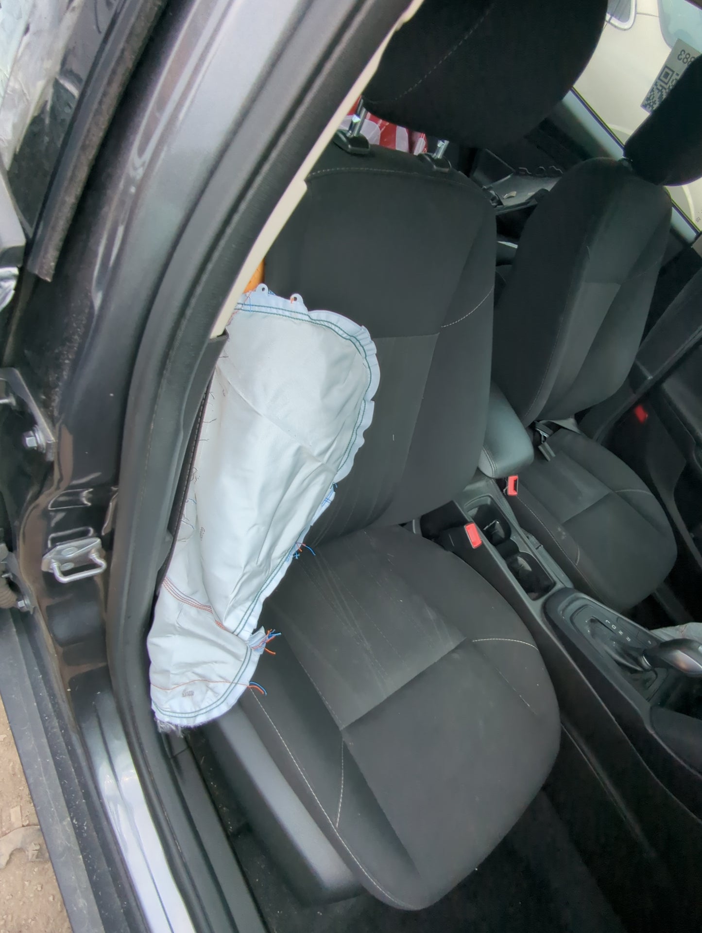 2015-2018 Ford Focus Passenger Front Seat Oem Dark Grey - Oemusedautoparts1.com