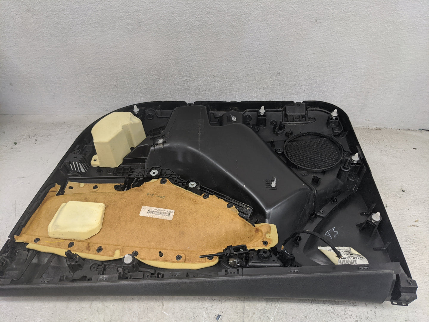 2016 Ford Focus Front Left Driver Interior Door Panel Trim 1088847 - Oemusedautoparts1.com