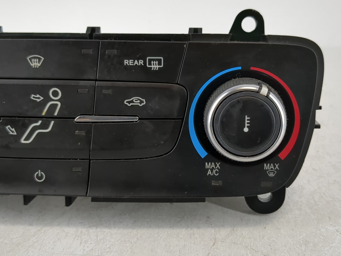 2015-2018 Ford Focus Climate Control Module Temperature AC/Heater Replacement P/N:F1ET-19980-JG F1ET-19980-LF Fits OEM Used 