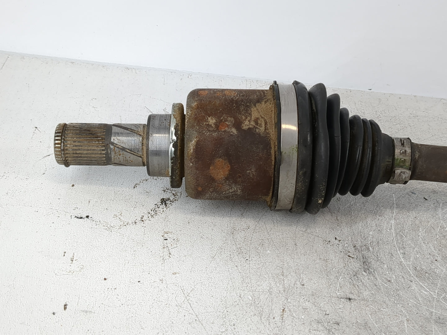 2012-2018 Ford Focus Axle Shaft Front Driver Cv C/v - Oemusedautoparts1.com