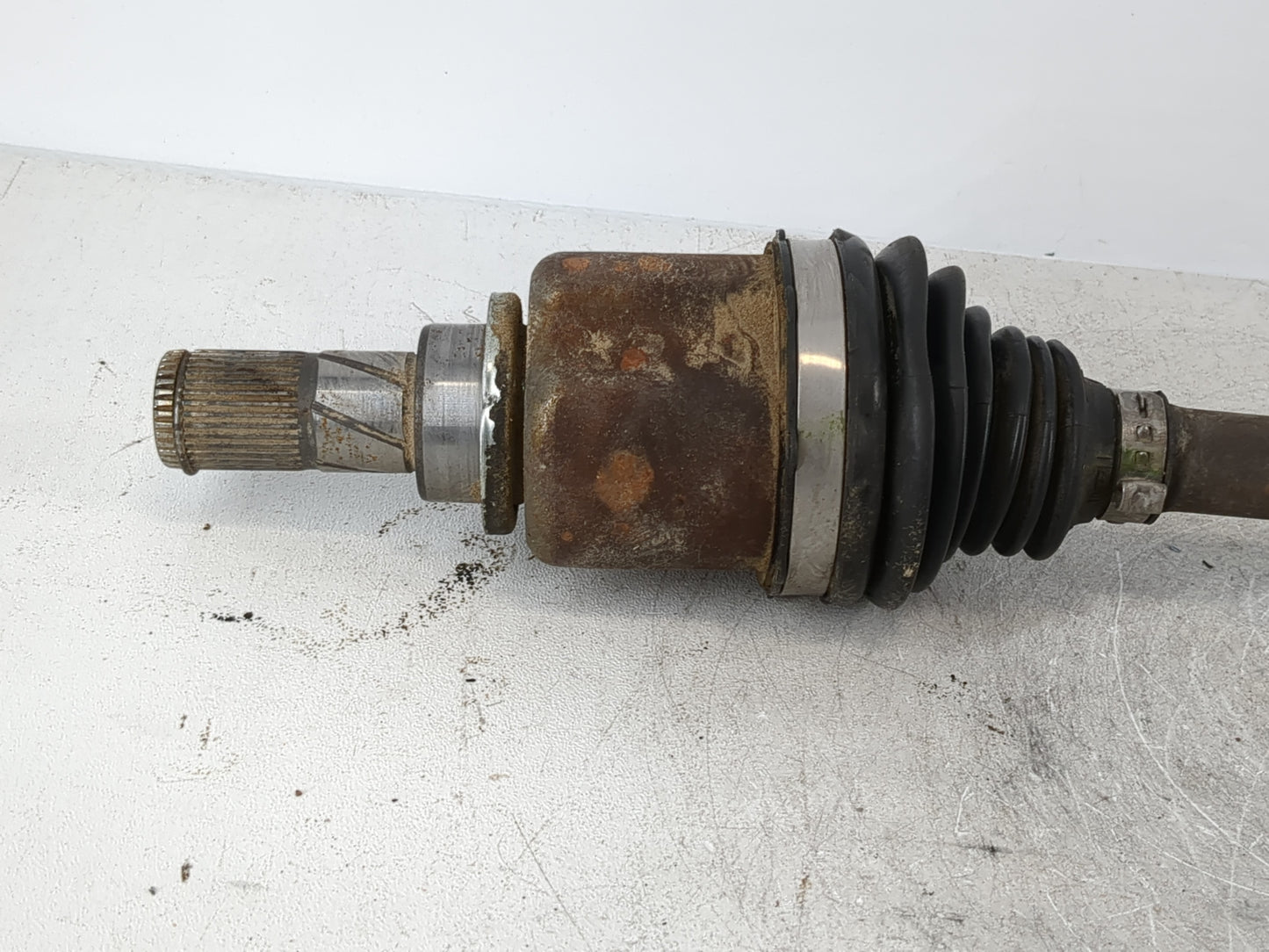 2012-2018 Ford Focus Axle Shaft Front Driver Cv C/v - Oemusedautoparts1.com