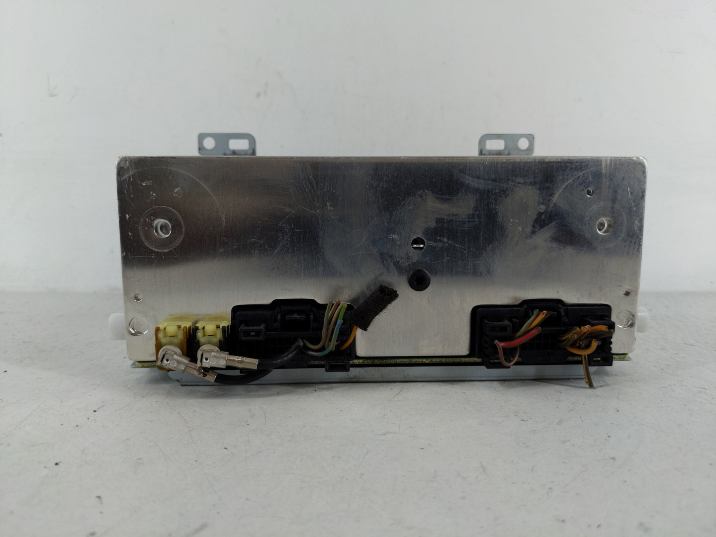 2017-2018 Ford Focus Radio AM FM Cd Player Receiver Replacement P/N:FM5T-19C107-JE Fits Fits 2017 2018 OEM Used Auto Parts -