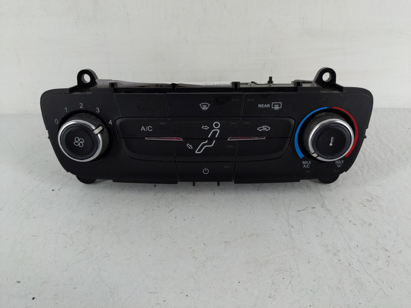 2015-2018 Ford Focus Climate Control Module Temperature AC/Heater Replacement P/N:F1ET-19980-JJ Fits Fits 2015 2016 2017 201