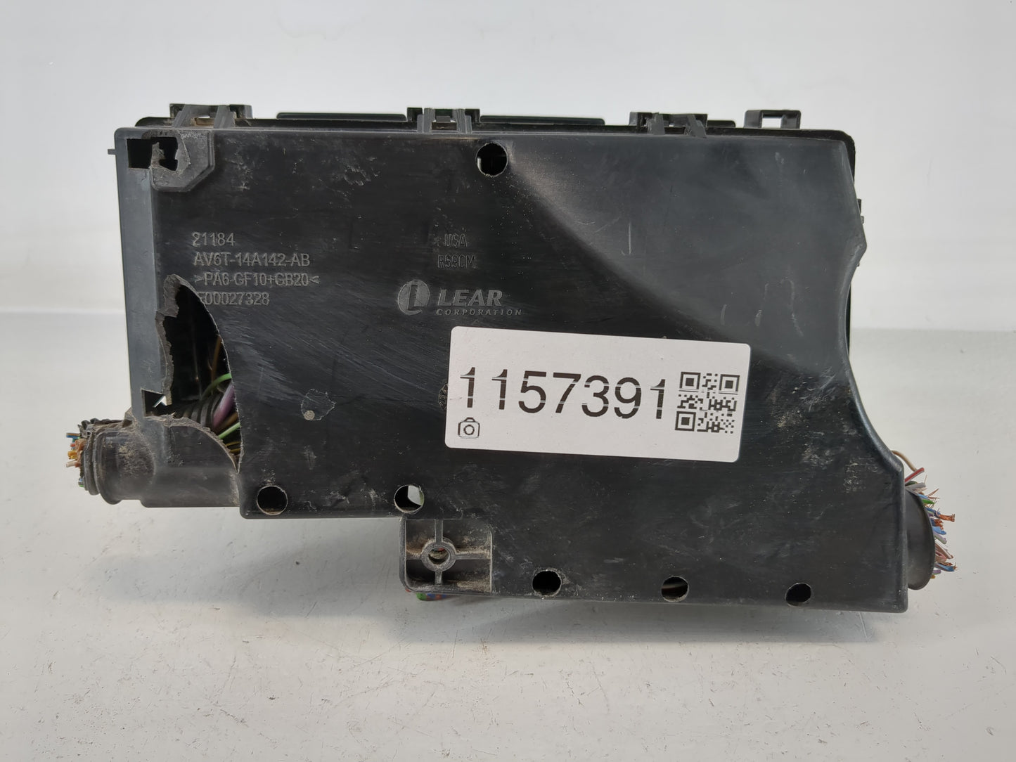 2016 Ford Focus Fusebox Fuse Box Panel Relay Module P/N:AV6T-14A067-AD Fits OEM Used Auto Parts - Oemusedautoparts1.com