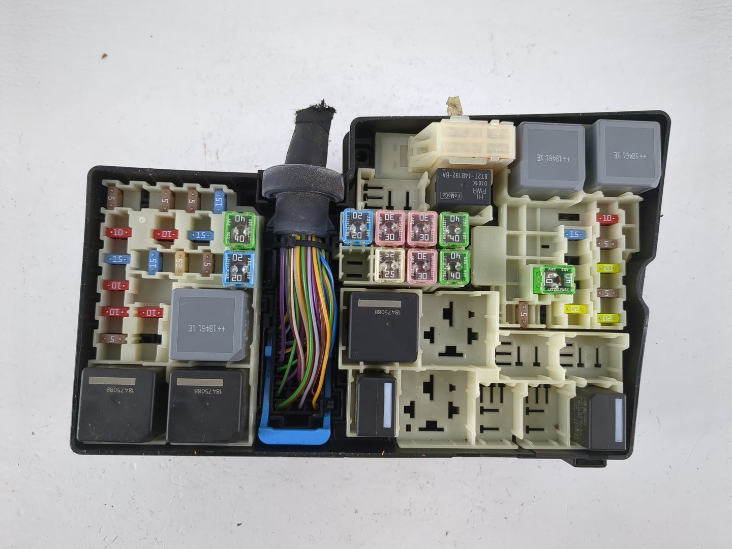 2016 Ford Focus Fusebox Fuse Box Panel Relay Module P/N:AV6T-14A067-AD Fits OEM Used Auto Parts - Oemusedautoparts1.com