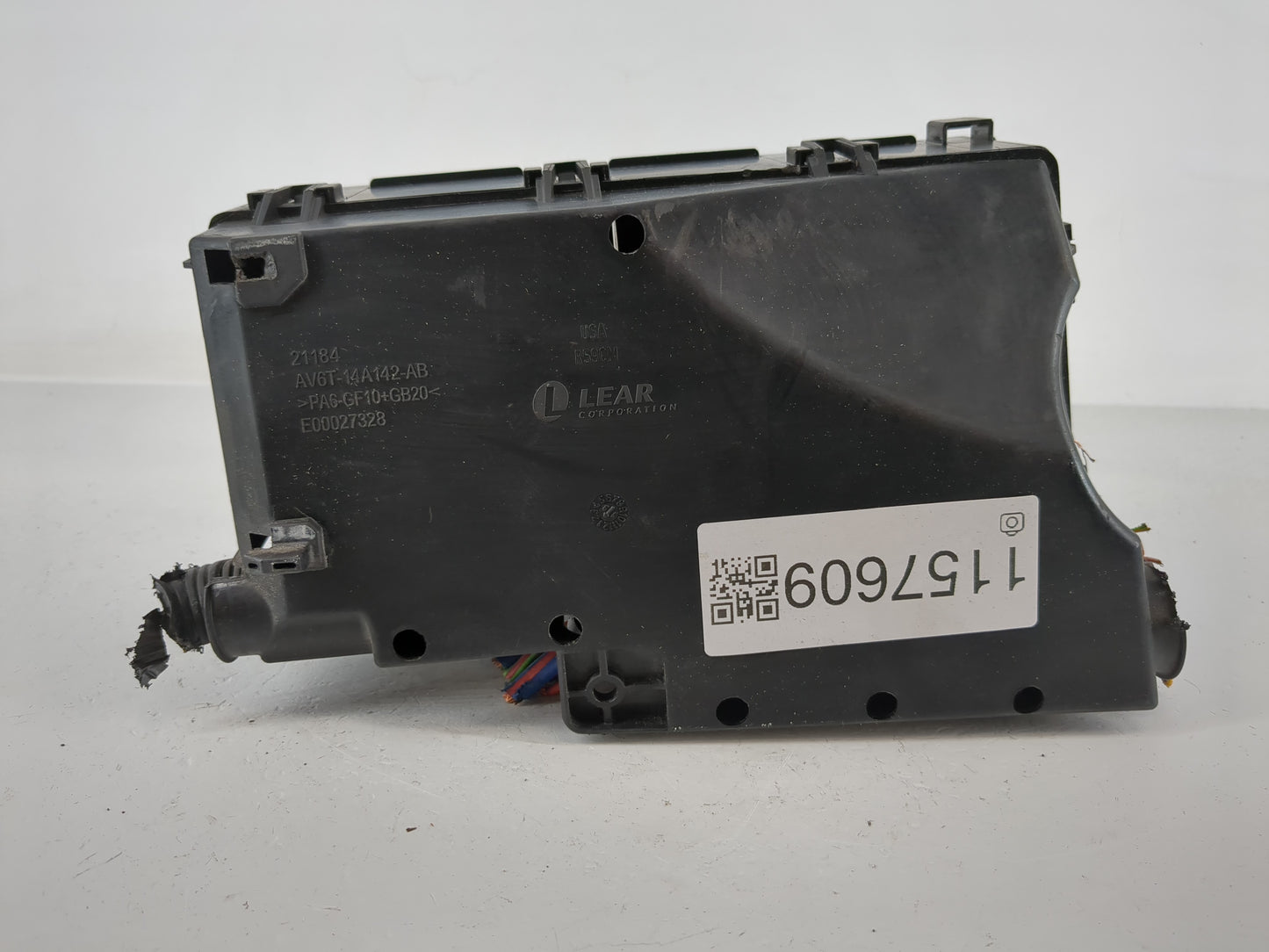 2016 Ford Focus Fusebox Fuse Box Panel Relay Module P/N:AV6T-14A067-AD Fits OEM Used Auto Parts - Oemusedautoparts1.com