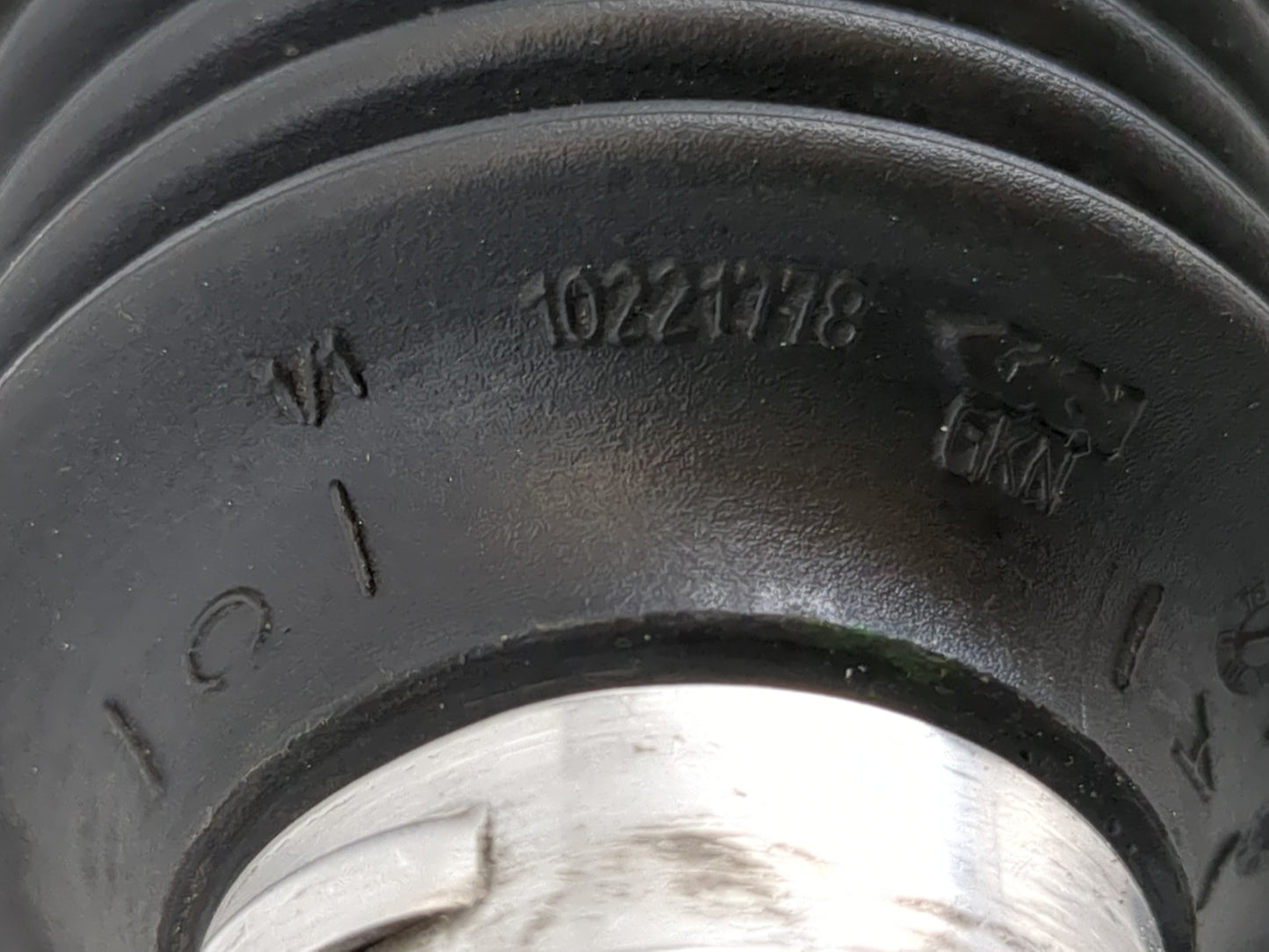 2012-2018 Ford Focus Axle Shaft Front Driver Cv C/v - Oemusedautoparts1.com