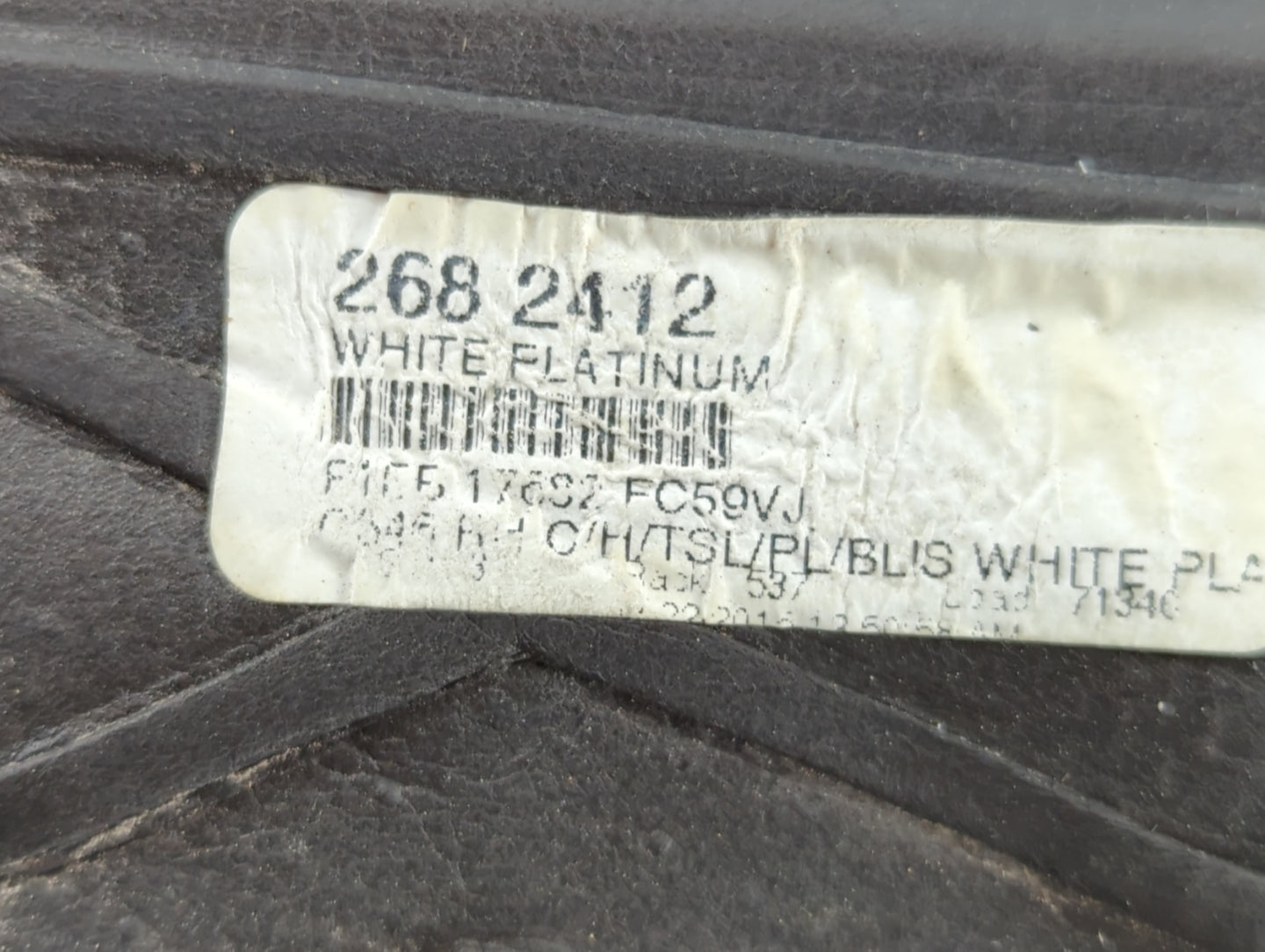 2015-2018 Ford Focus Passenger Side View Mirror - Right Door Mirror OEM Used - Oemusedautoparts1.com