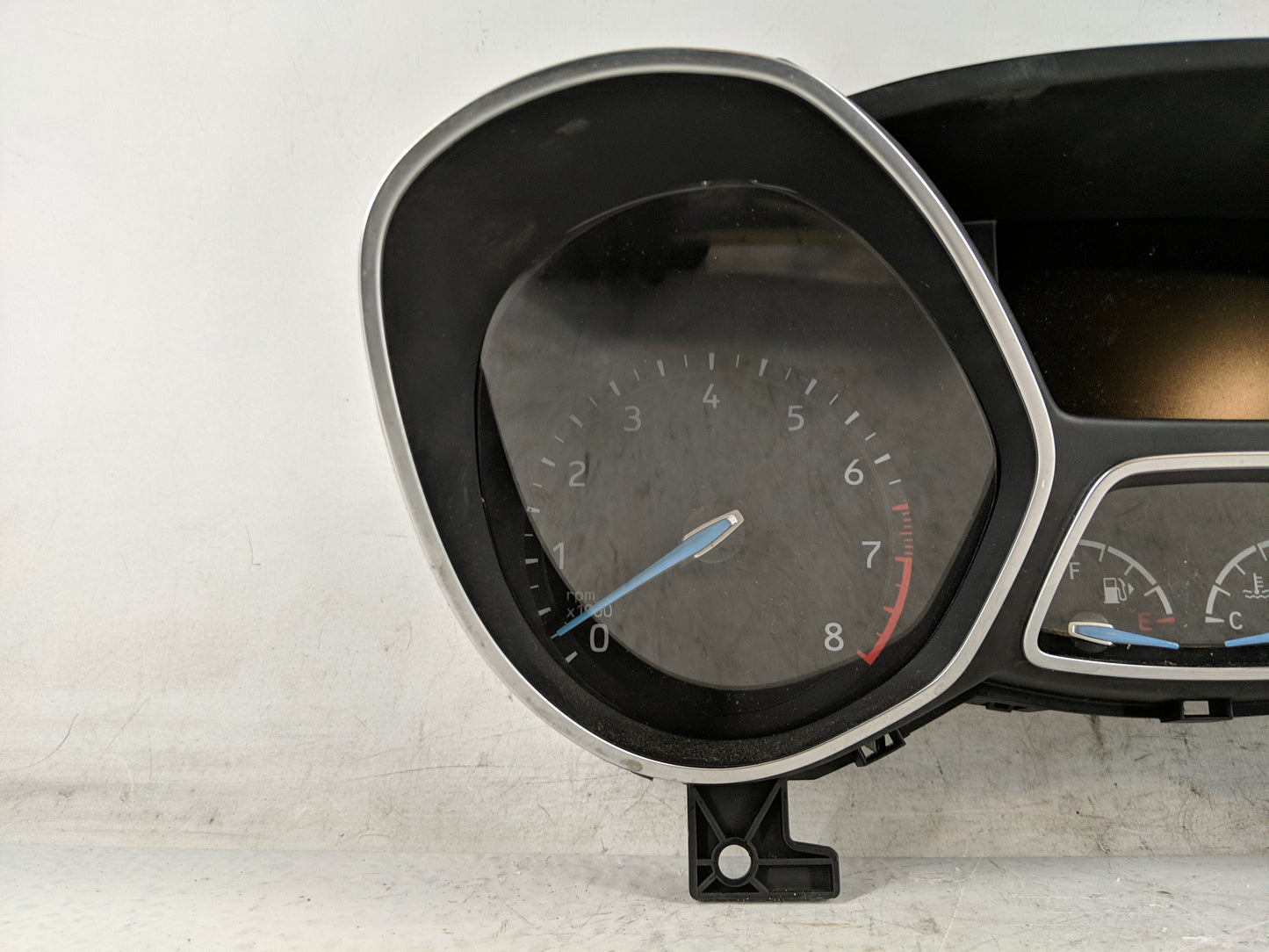 2016 Ford Focus Instrument Cluster Speedometer Gauges P/N:VPFMGF-10849-CTA F1ET-10849-CTK Fits OEM Used Auto Parts - Oemused