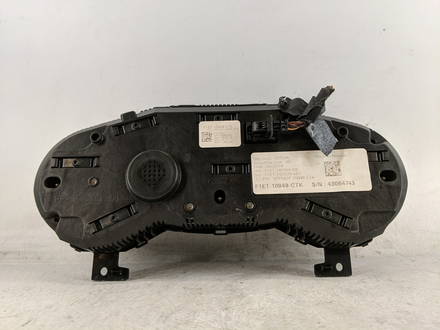 2016 Ford Focus Instrument Cluster Speedometer Gauges P/N:VPFMGF-10849-CTA F1ET-10849-CTK Fits OEM Used Auto Parts - Oemused