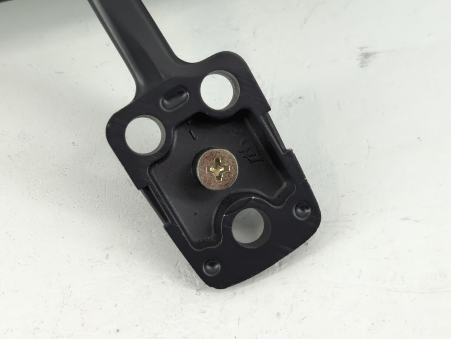 2010-2018 Ford Focus Interior Rear View Mirror Replacement OEM Fits OEM Used Auto Parts - Oemusedautoparts1.com