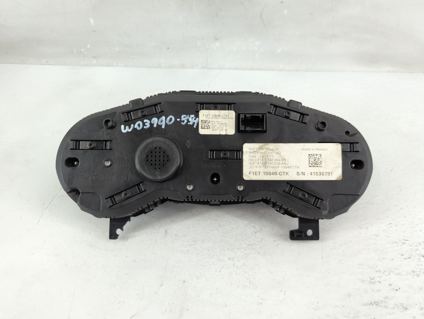 2016 Ford Focus Instrument Cluster Speedometer Gauges P/N:VPFMGF 10849-CTA F1ET-10849-CTK Fits OEM Used Auto Parts - Oemused