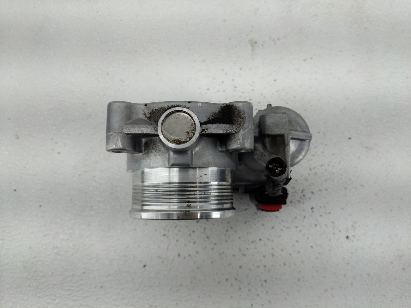 2014-2018 Ford Focus Throttle Body P/N:DS7E-9F991-BB Fits Fits 2014 2015 2016 2017 2018 2019 2020 2021 2022 OEM Used Auto Pa