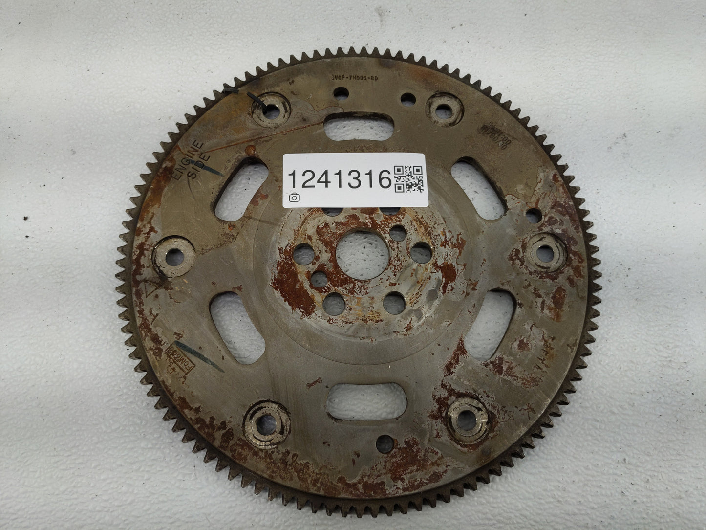 2012-2018 Ford Focus Transmission Flywheel Flexplate P/N:V6P-7M093-BD Fits Fits 2012 2013 2014 2015 2016 2017 2018 OEM Used 
