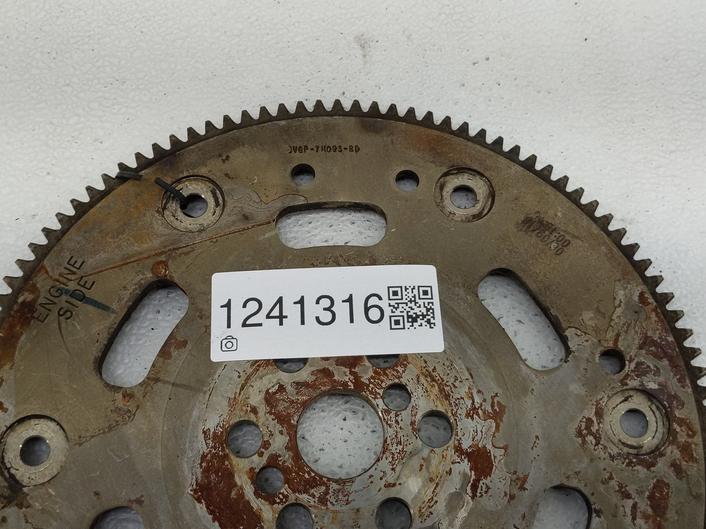 2012-2018 Ford Focus Transmission Flywheel Flexplate P/N:V6P-7M093-BD Fits Fits 2012 2013 2014 2015 2016 2017 2018 OEM Used 