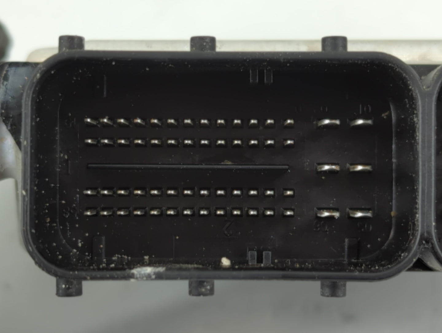 2013-2018 Ford Focus PCM Engine Control Computer ECU ECM PCU OEM P/N:0 261 S12 874 FM5A-12A650-ADB Fits OEM Used Auto Parts 