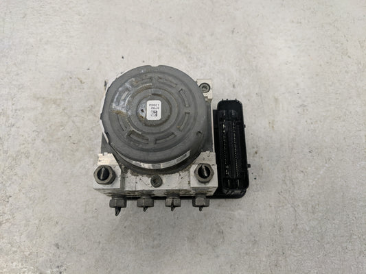 2016-2018 Ford Focus ABS Pump Control Module Replacement P/N:F1FC-2C405-AG F1FC-2C219-BE Fits Fits 2016 2017 2018 OEM Used Auto Parts