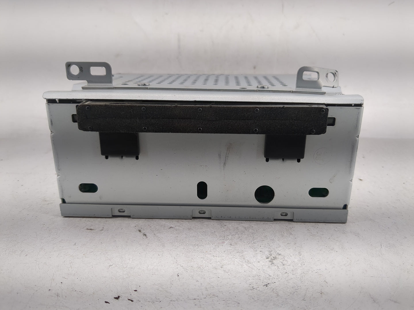 2015-2016 Ford Focus Radio AM FM Cd Player Receiver Replacement P/N:FM5T-19C107-JG Fits Fits 2015 2016 OEM Used Auto Parts -