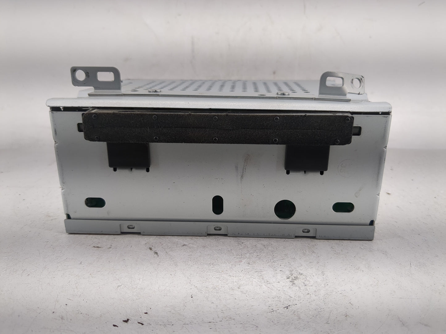 2015-2016 Ford Focus Radio AM FM Cd Player Receiver Replacement P/N:FM5T-19C107-JG Fits Fits 2015 2016 OEM Used Auto Parts -